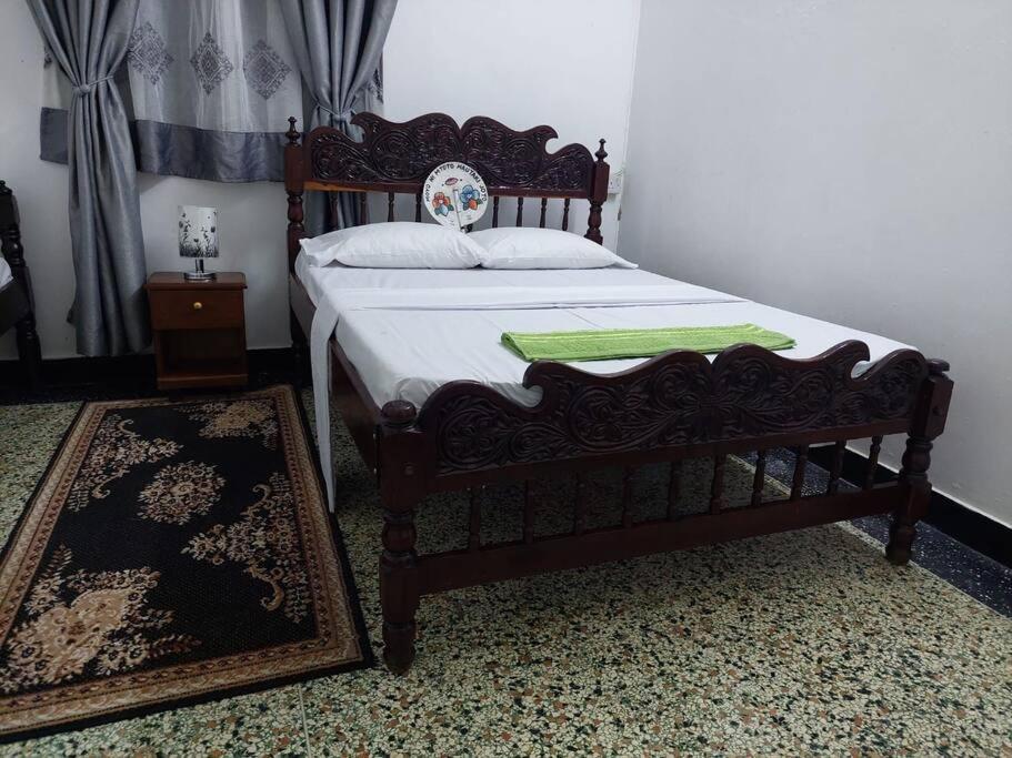 Mombasa Comfort House, Old Town Bagian luar foto