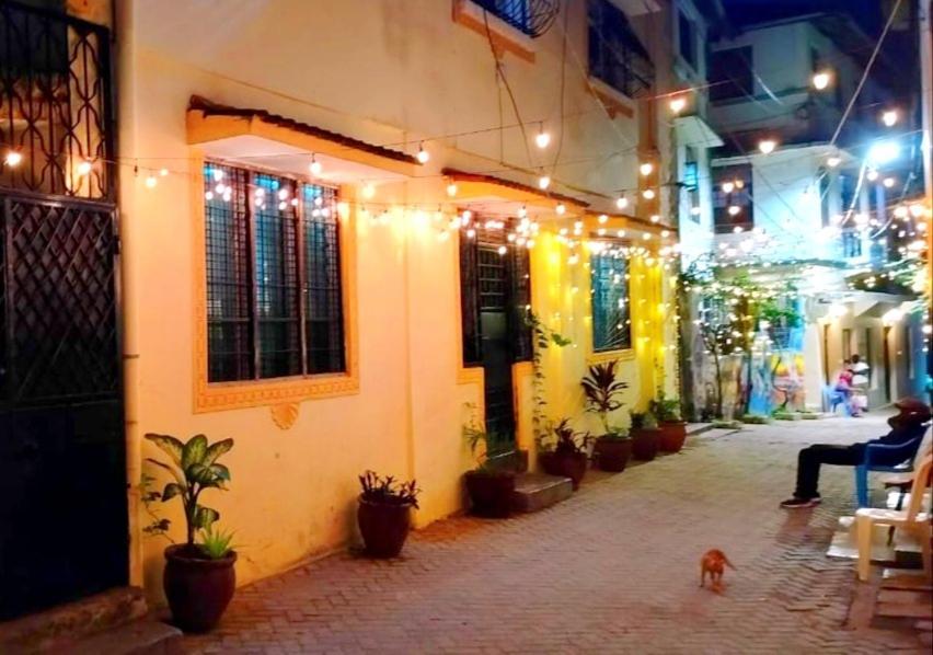 Mombasa Comfort House, Old Town Bagian luar foto